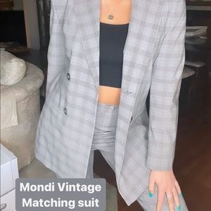 Mondi full suit